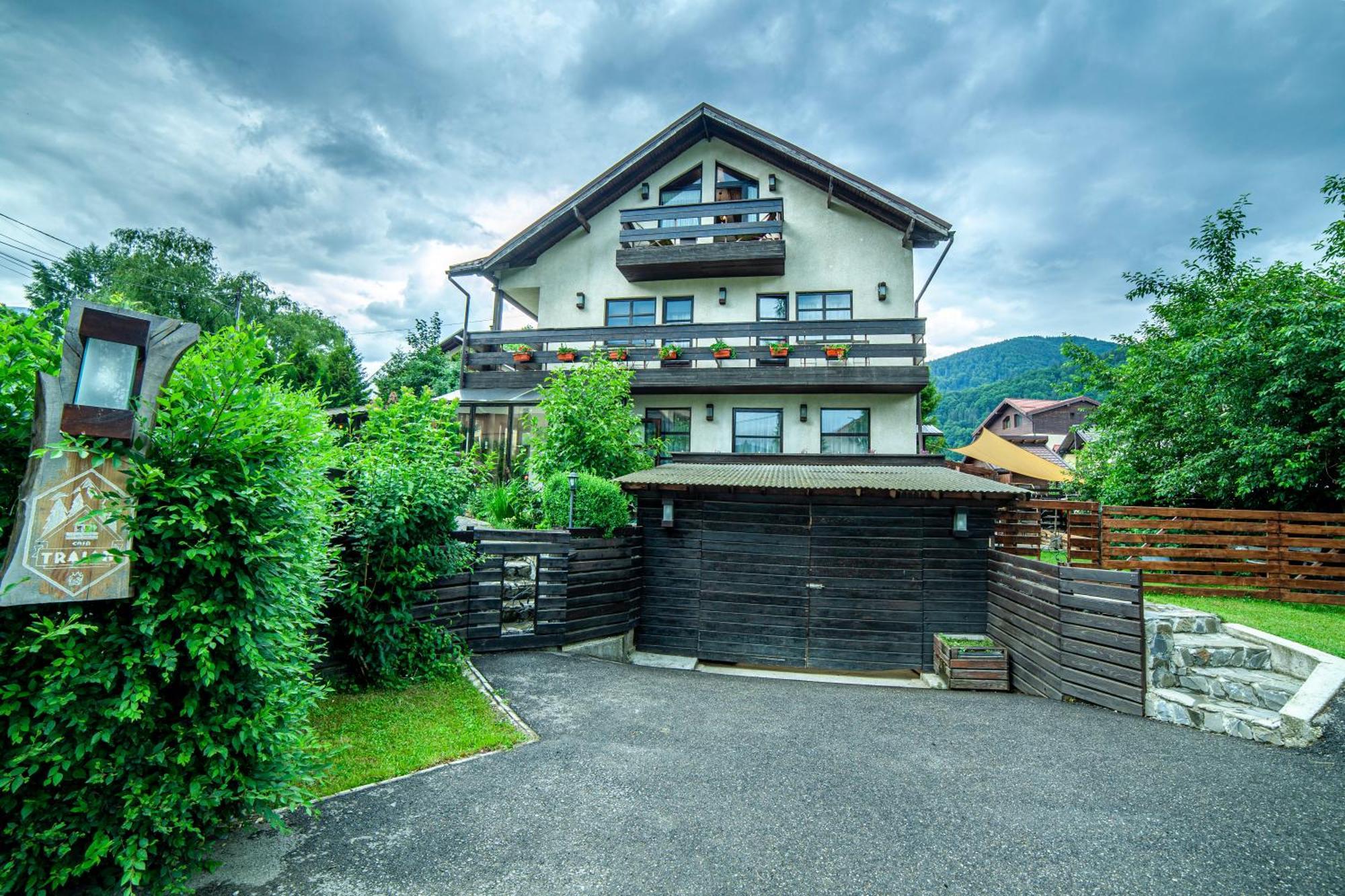 Pensiune Casa Traian 3*